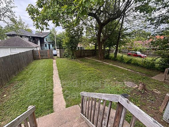 4th image of 34 Santa Clara Ave