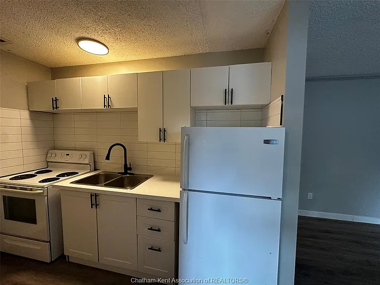 89 Sheldon Ave #17 — Photo 7
