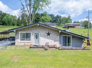 149 Rolling Hills Dr, Marion, VA 24354