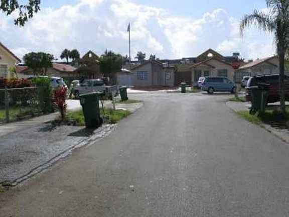 4th image of 8815 NW 112th Ter
