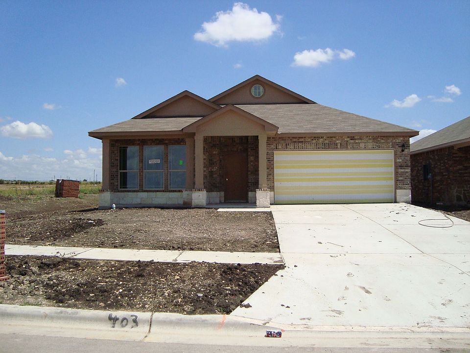 1st image of 403 W Vega Ln