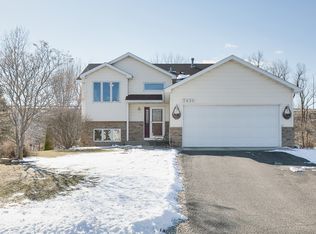 5436 Helena Rd N, Oakdale, MN 55128