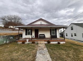 16542 Broad St, Saint Paul, VA 24283