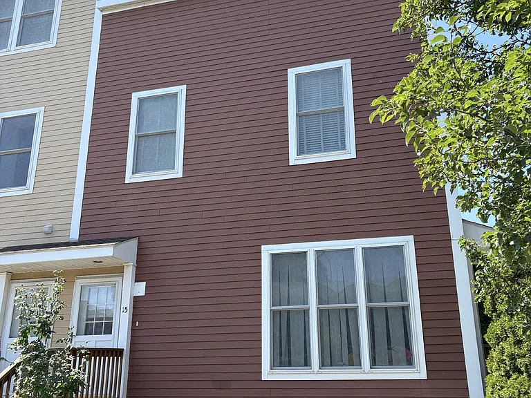 914 Saratoga St — Photo 18