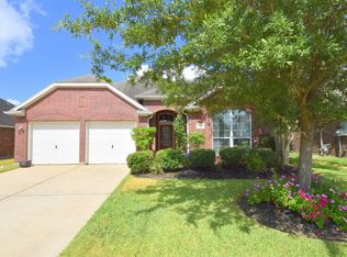 2502 Sunlight Ln, Pearland, TX 77584