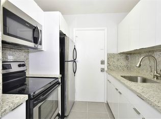 Dorian Apartments, Miami, FL 33161