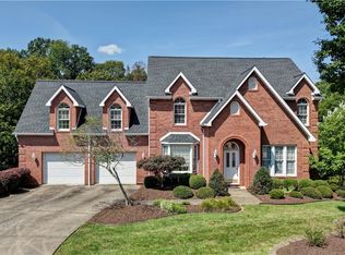 101 Lexington Dr, Saint Clairsville, OH 43950