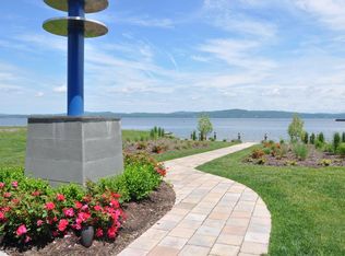 32 Harbor Pointe Dr, Haverstraw, NY 10927