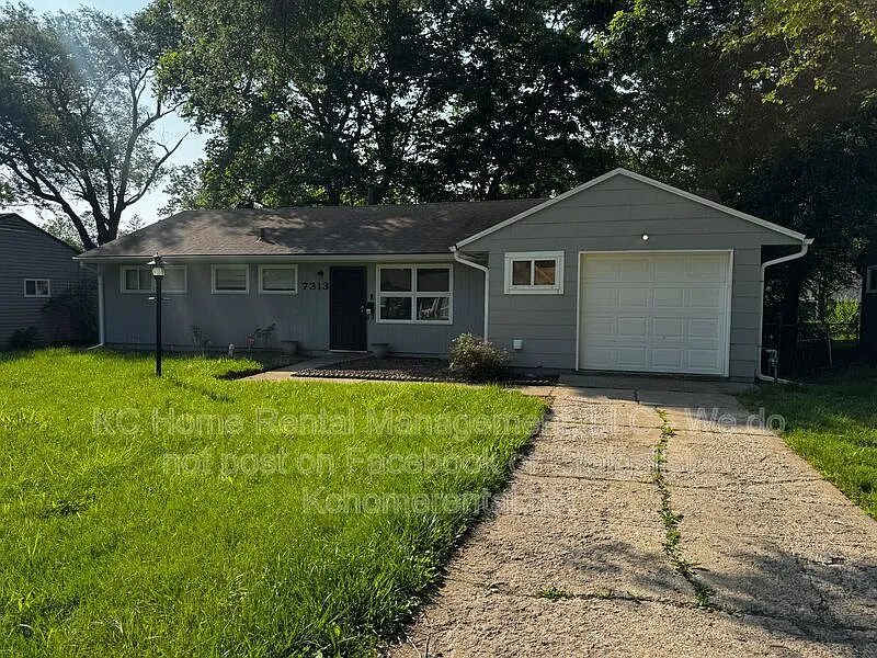 4 bed, 2.0 bath, $1,395 — Photo 3