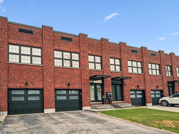 3rd image of 169 Morris St