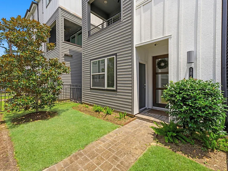 1047 Timbergrove Yards Ln — Photo 6