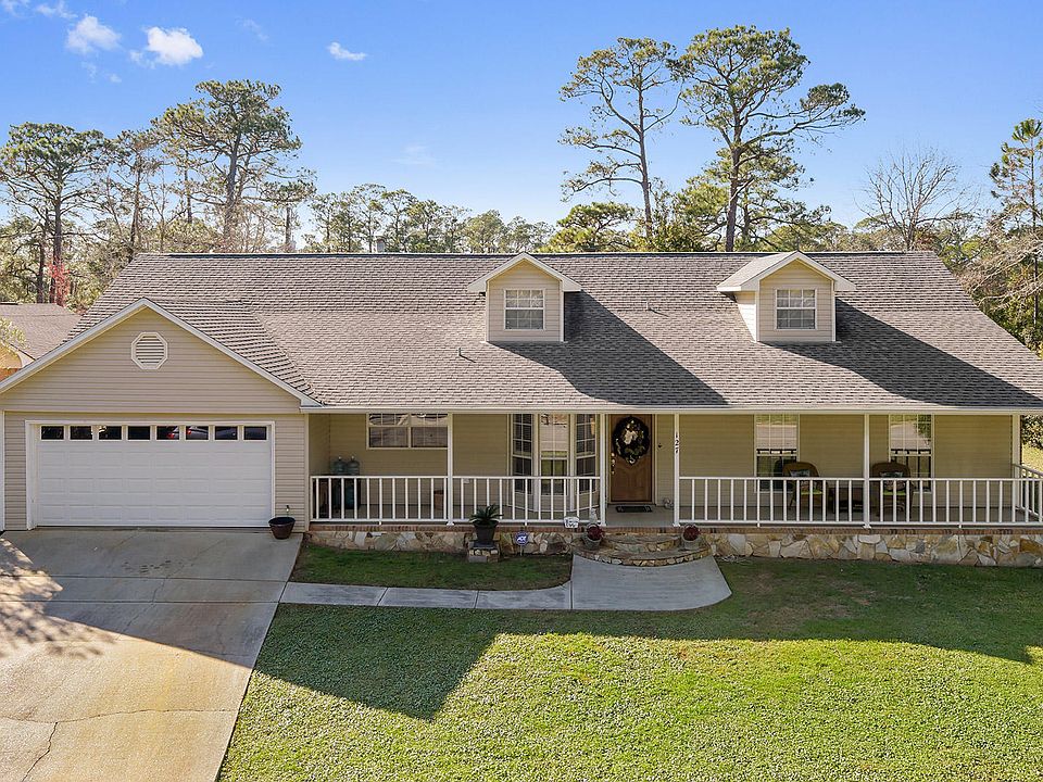1st image of 127 Fernwood Dr