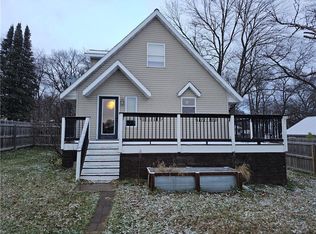 419 Poplar St, Spooner, WI 54801