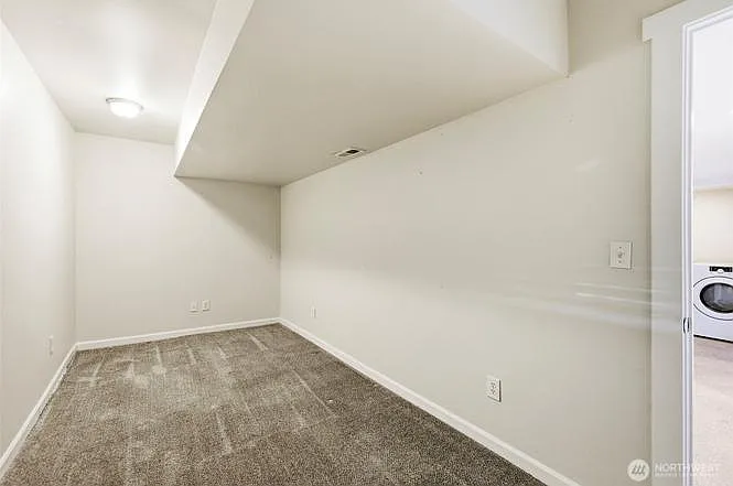 8722 Hamlet Ave S — Photo 11