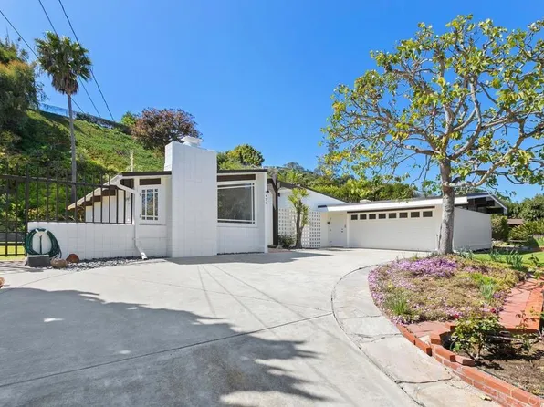 8456 Sugarman Dr, La Jolla, CA 92037