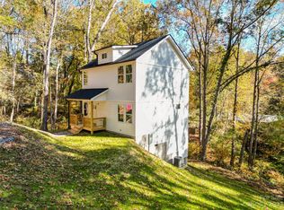 7 Austin Dr, Candler, NC 28715