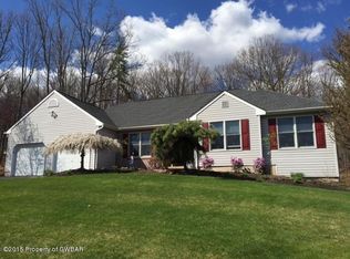 180 Sand Springs Dr, Drums, PA 18222