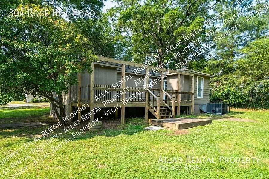 Pet-Friendly Birmingham Home with Deck, Porch & Spacious Yard! — Photo 2