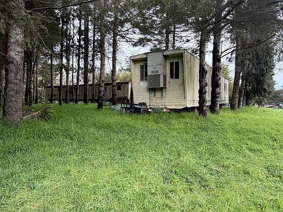 3rd image of 71 Hawk Haven Rd