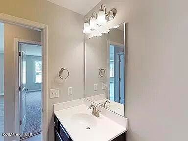 4th image of 104 Caroline Ln