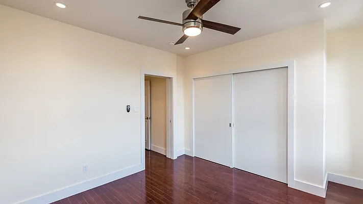 Rented by Nooklyn NYC LLC | media 29