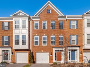 6260 Casdin Dr, Alexandria, VA 22310