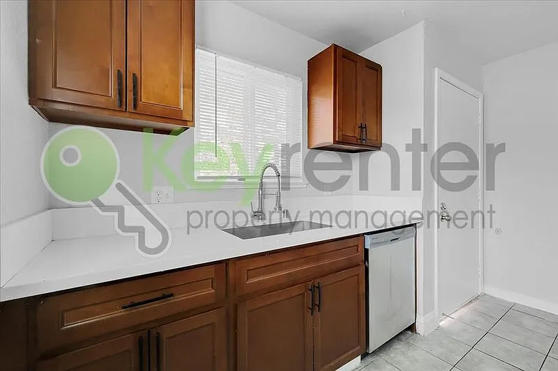 5726 Falconer Way #4