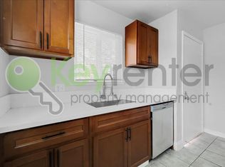 5726 Falconer Way APT 4, Sacramento, CA 95824
