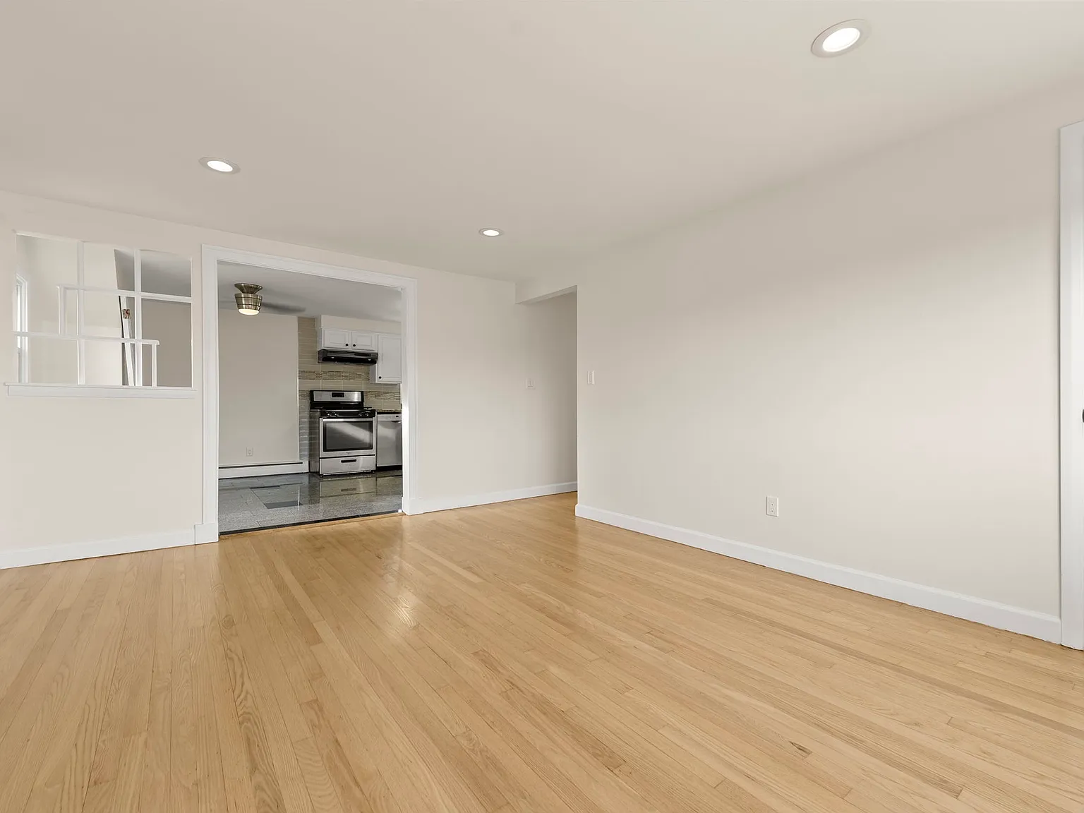 17 Joseph St — Photo 2
