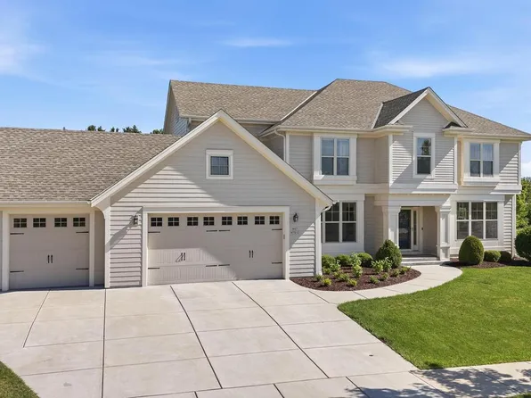 N47W7810 Parkland ROAD, Cedarburg, WI 53012