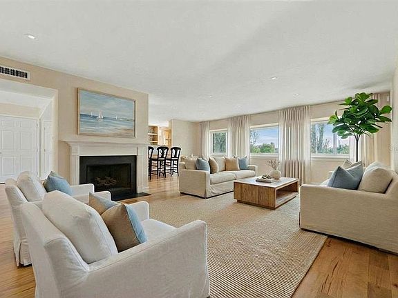 3rd image of 6206 Masters Blvd #302
