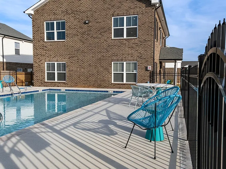 ARTE Luxury Townhomes — Photo 22