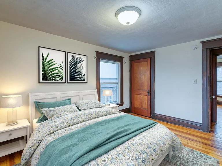 1028 N Cedar St — Photo 12