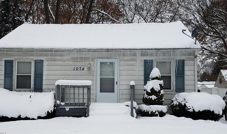 1st image of 1074 S Hawkins Ave