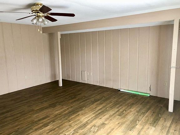 4th image of 4444 Nelson Ave