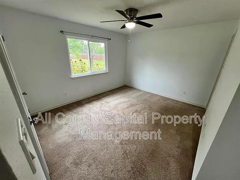 204 Quail Meadow Dr — Photo 16