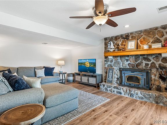 5th image of 240 Porter Mill Springs Dr