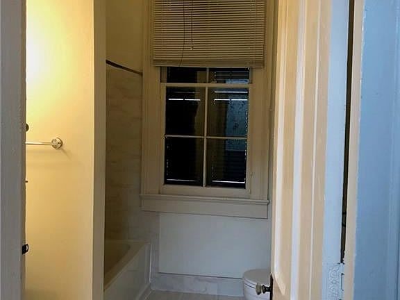 5th image of 1736 Cadiz St