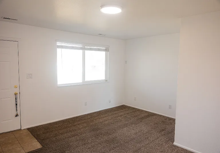183 W 975 N #185 — Photo 5