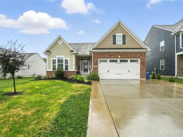 949 Cedar Grove Dr, Tipp City, OH 45371