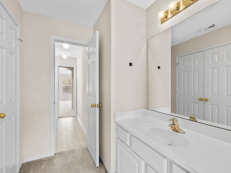 1111 Blue Leaf Dr — Photo 36