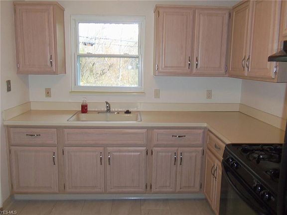 5th image of 5951 Lehman Dr