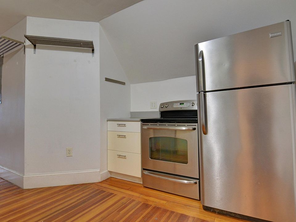 1st image of 16 Tremont St #3