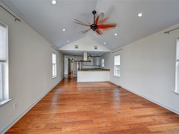 5th image of 4322 Dhemecourt St