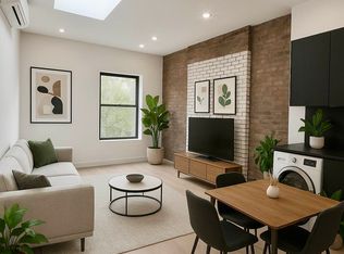319 Van Brunt St #4, Brooklyn, NY 11231