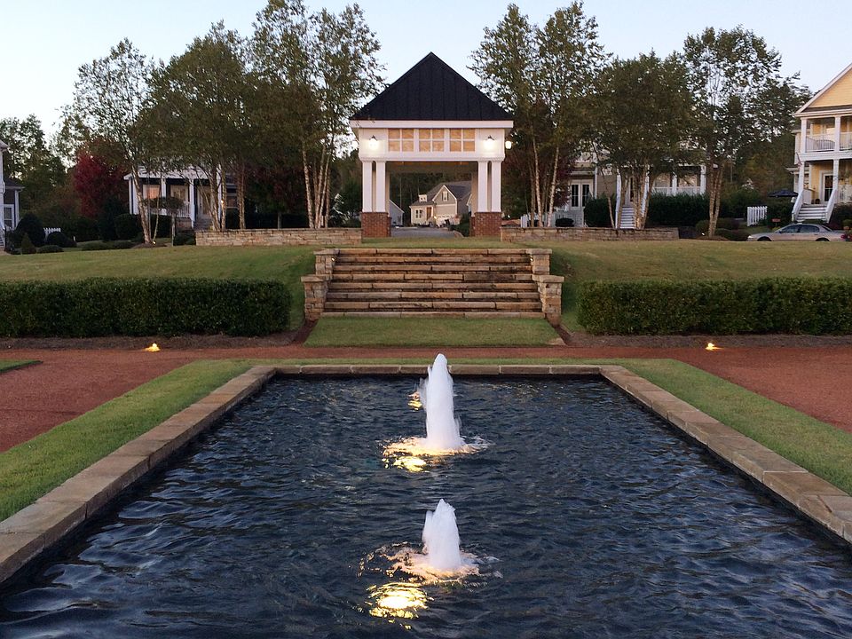 2nd image of 304 Palladio Dr
