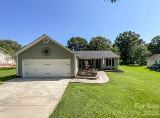 103 Woodland Ln, Monroe, NC 28112