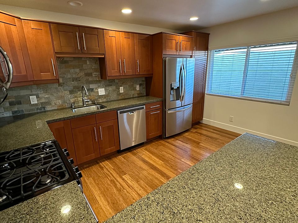 Tons of counter space