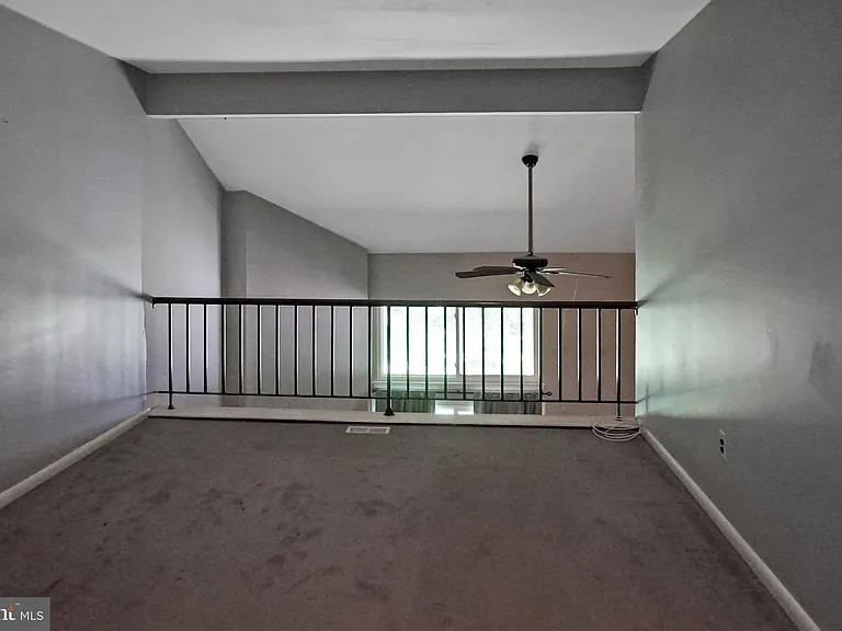 27 W Azalea Ln — Photo 12