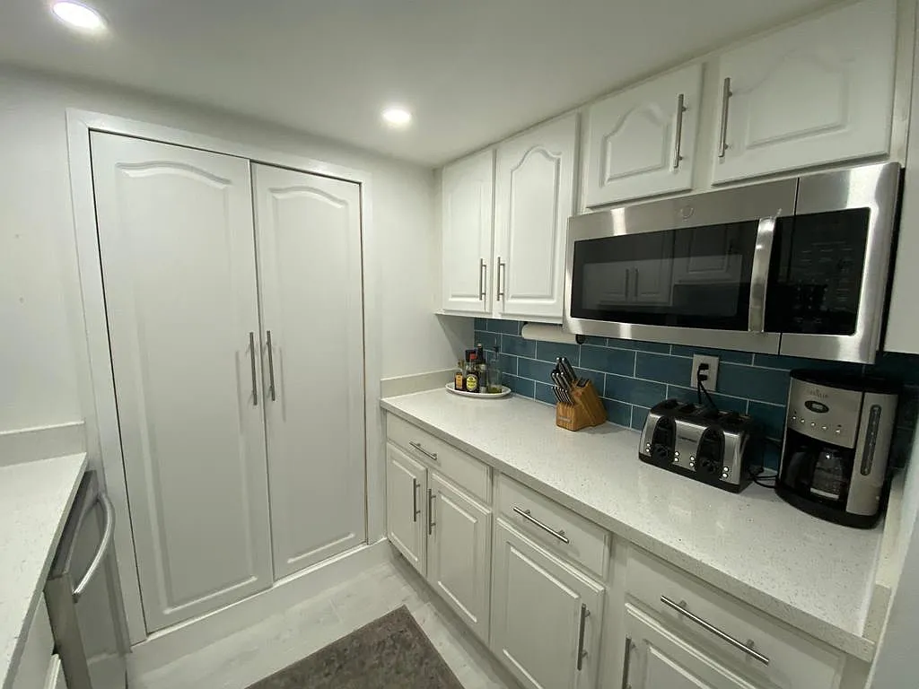 3792 NE Ocean Blvd — Photo 4
